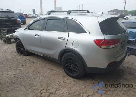 2018 Kia Sorento 2.4L Lx z USA, uszkodzony, nr VIN 5XYPGDA39JG348577